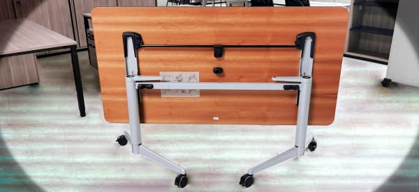 Steelcase - Flip Top - Klapp- / Besprechungstisch - mobil - 160x80